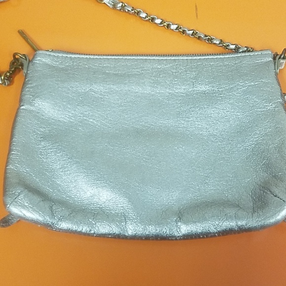 Elliott Lucca small leather mettalcrossbody bag. - Picture 2 of 4